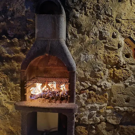 Traditional And Charming 3 Bedroom With Pool * Ta' Abram