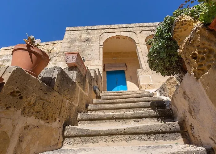 Traditional And Charming 3 Bedroom With Pool * Ta' Abram